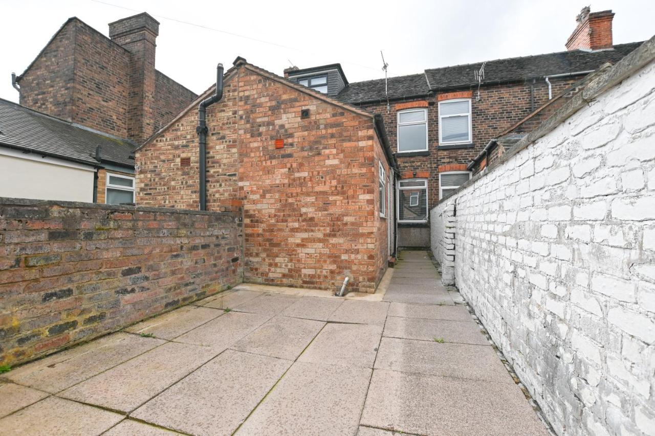Clarice House By Yourstays, 3 Bedroom House By University Of Staffordshire Stoke-on-Trent Exterior photo